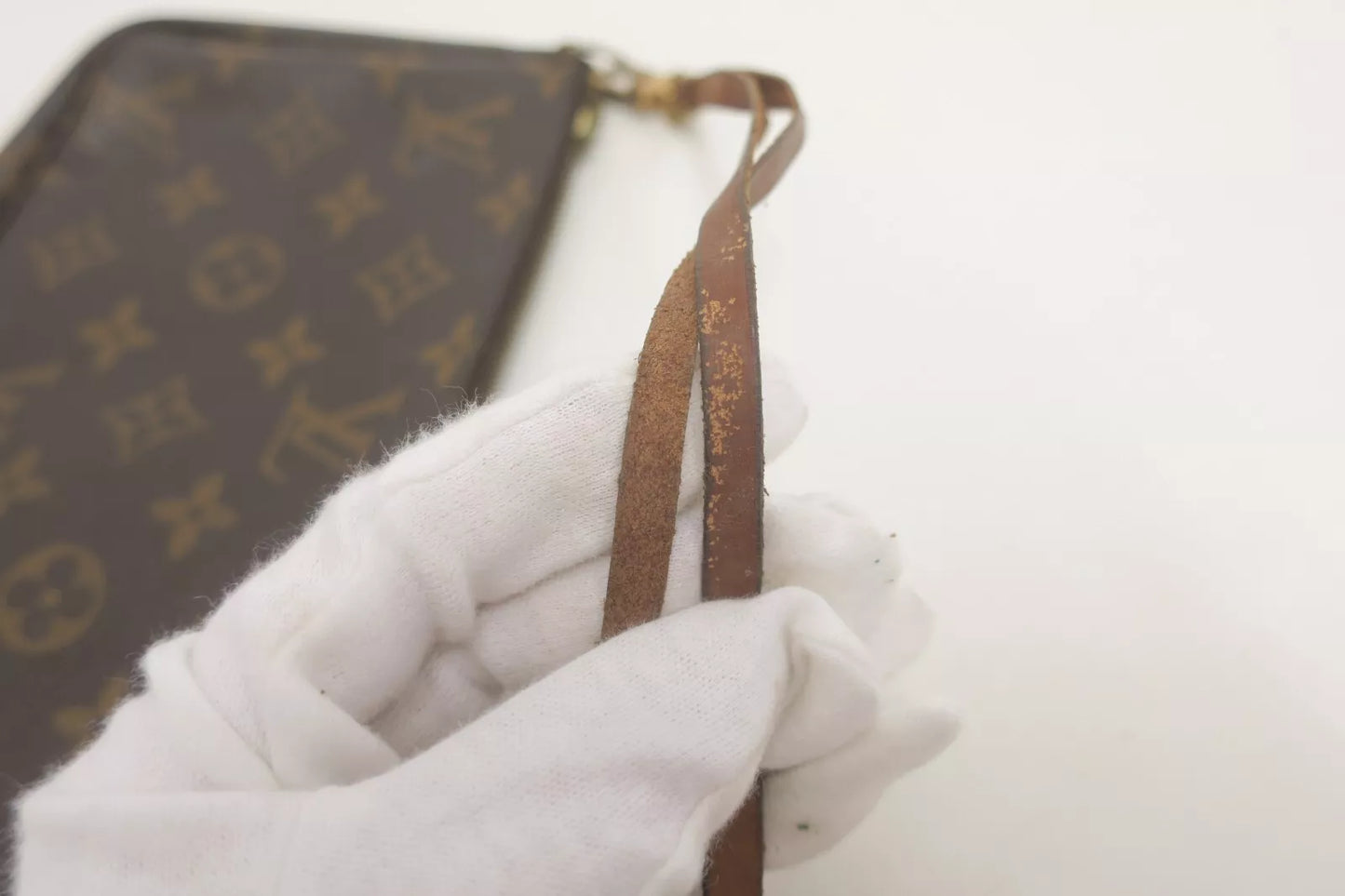 Louis Vuitton Pochette