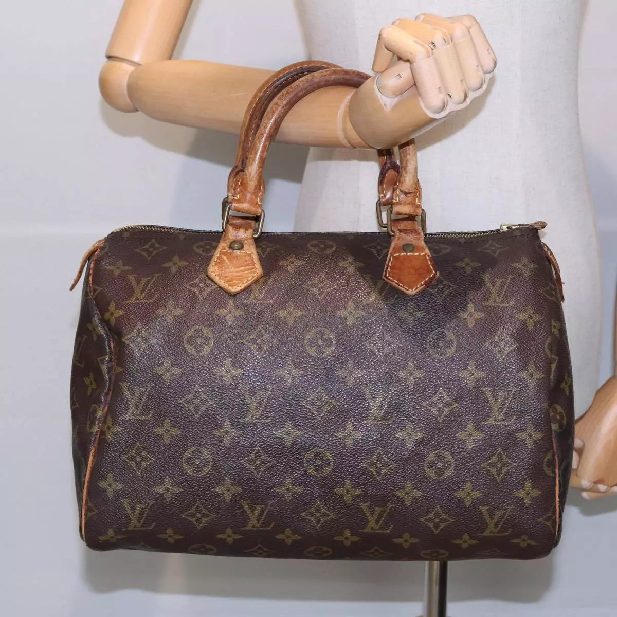 Louis Vuitton Speedy 30