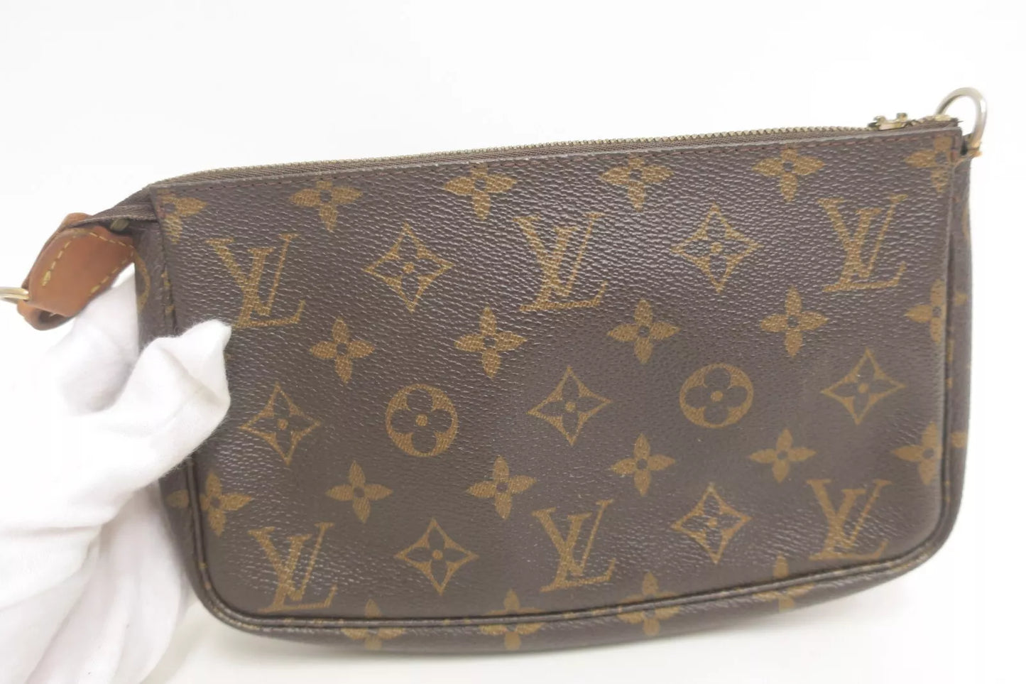 Louis Vuitton Pochette