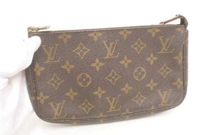 Louis Vuitton Pochette