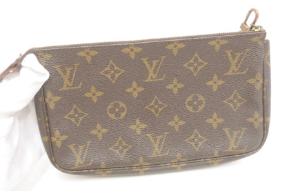 Louis Vuitton Pochette