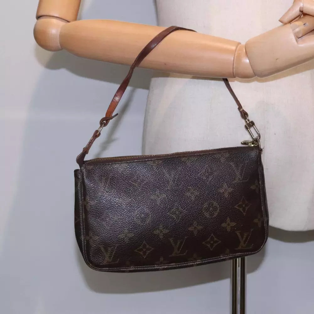 Louis Vuitton Pochette