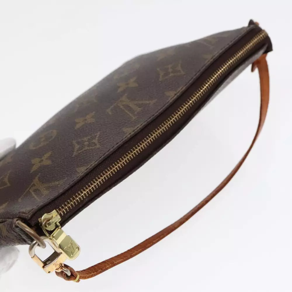 Louis Vuitton Pochette