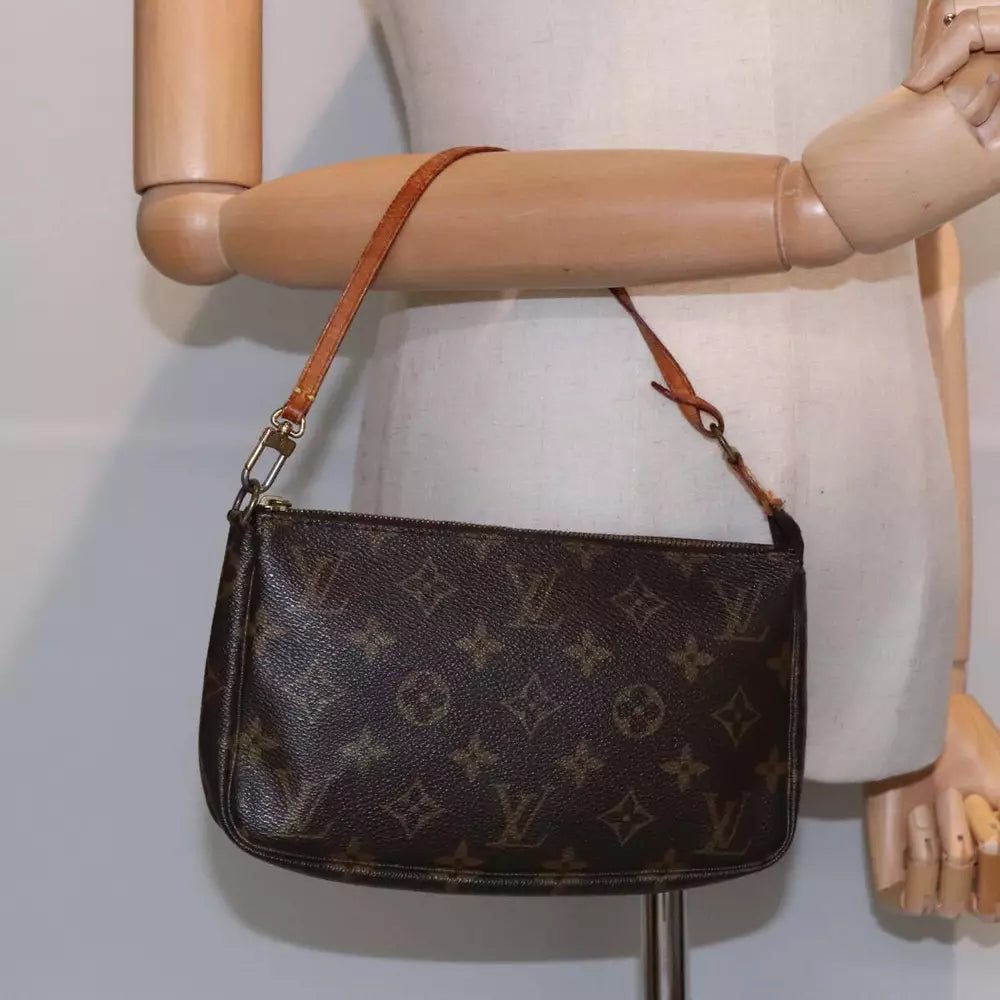 Louis Vuitton Pochette