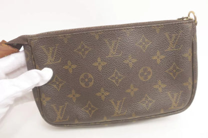 Louis Vuitton Pochette